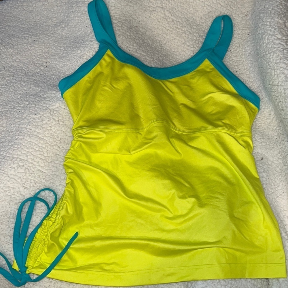 WORKOUT top